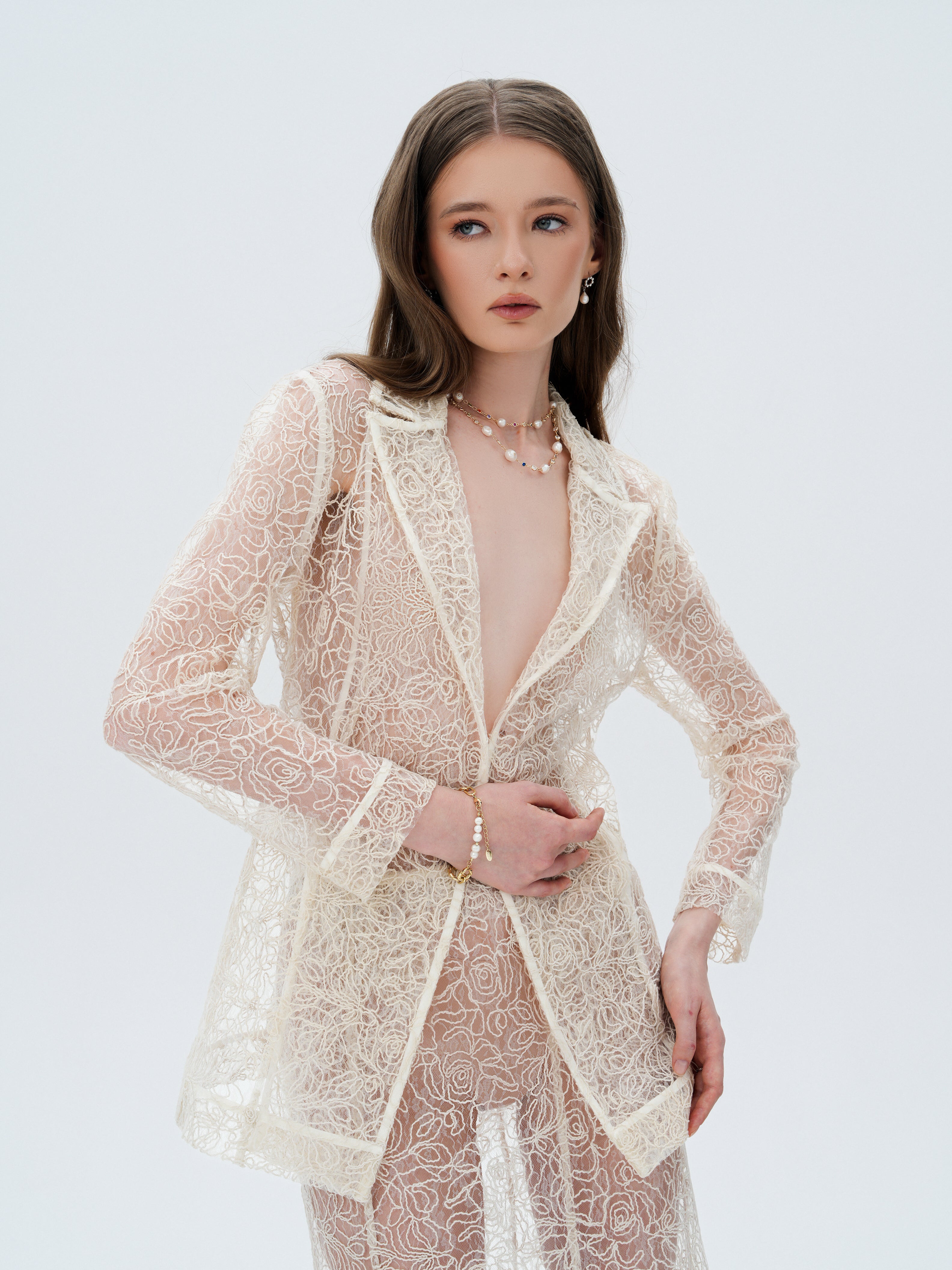 ELSAVA LACE TAILORED BLAZER IVORY
